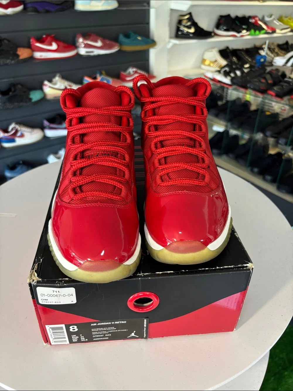 Air Jordan 11 Retro Mens Size 8